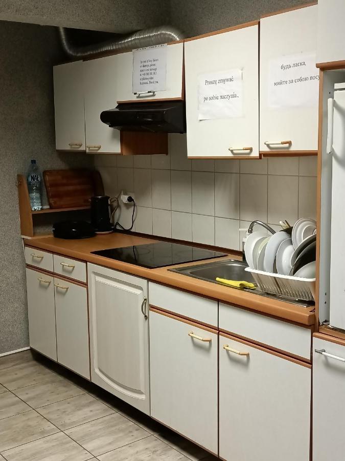 Pokoje Pod Swierkiem Swarzędz Eksteriør bilde